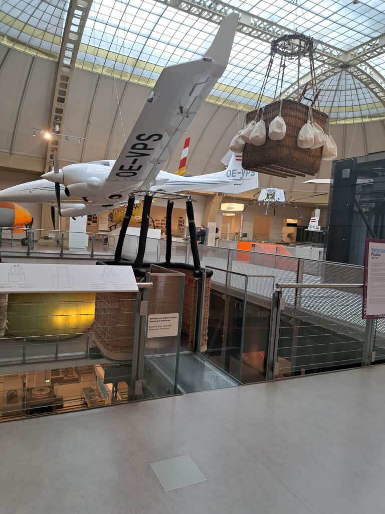 Avioane in Muzeul Tehnic din Viena