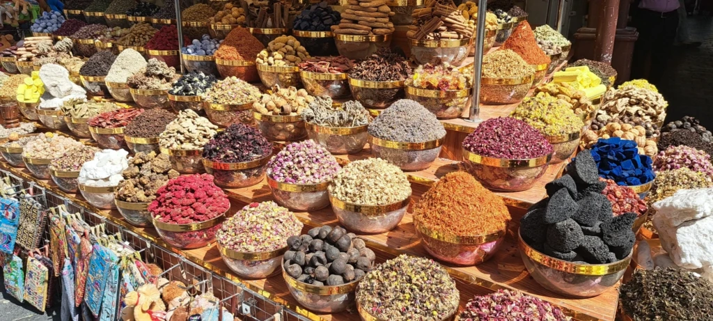 Souk Dubai 2026 ghid